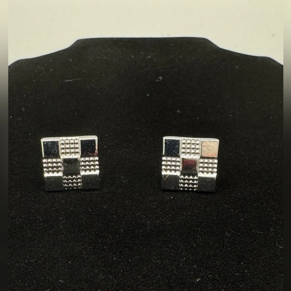 Silver Tone Checkerboard Square Cufflinks – Classic Bullet Back